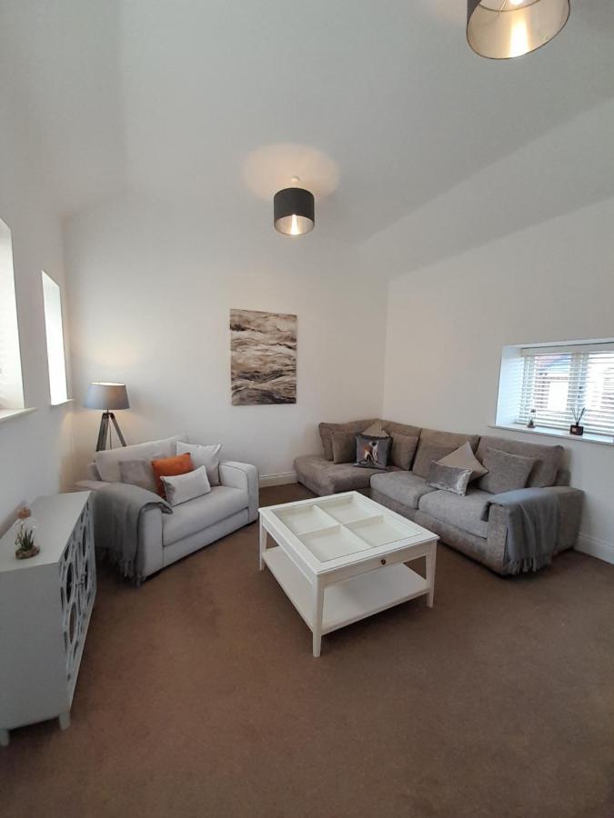 The Stables A Contractor Family 2 Bed Town House In Central Melton Mowbray Buitenkant foto